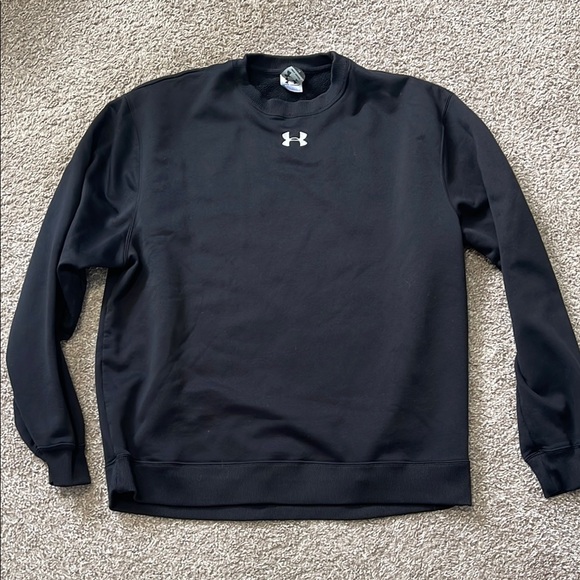 Under Armour Other - Under Armour Black Crewneck Athletic Style